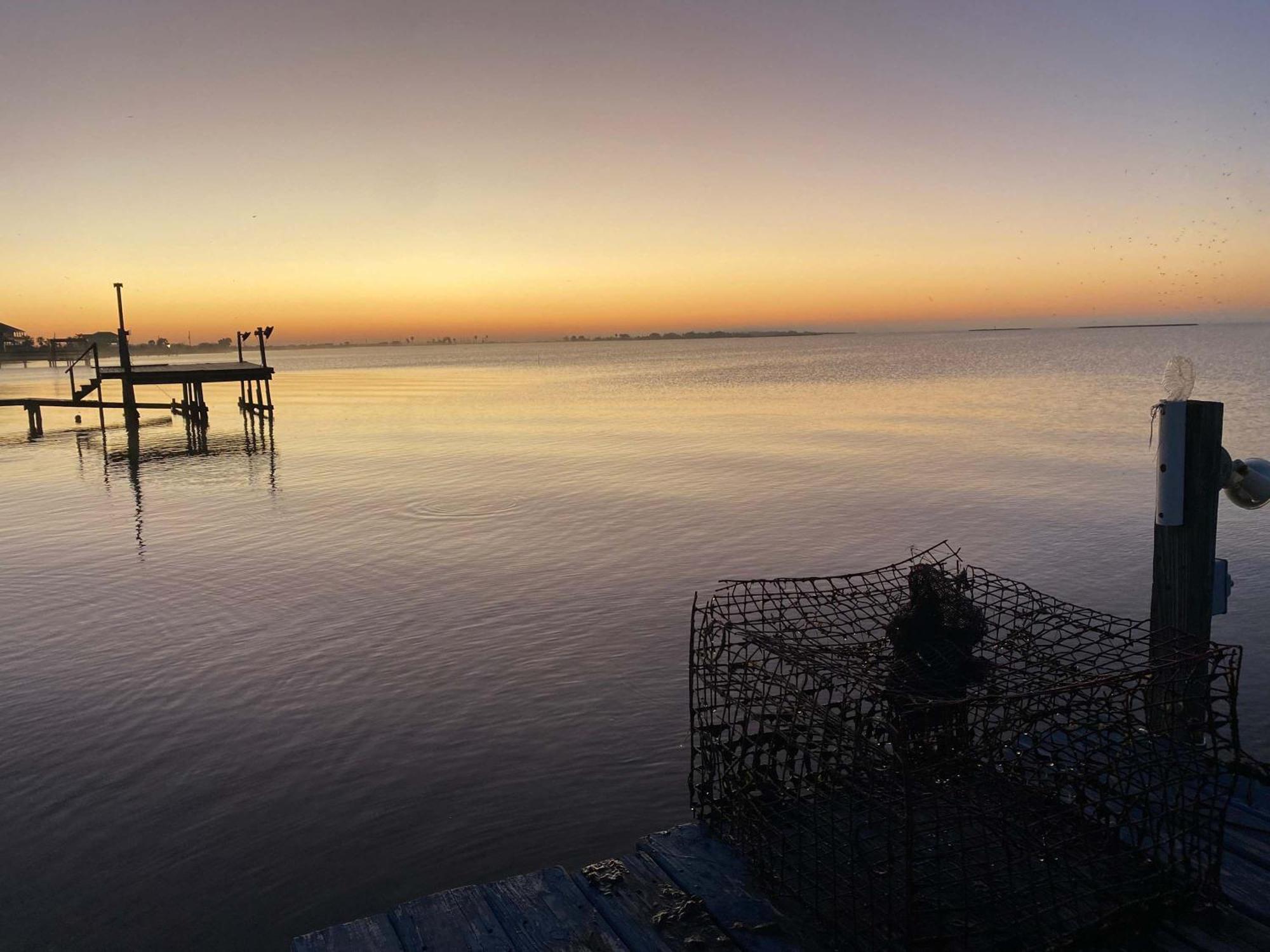 Bayfront Bliss & Great Fishing -Water Views & Beach Nearby Bolivar Peninsula エクステリア 写真